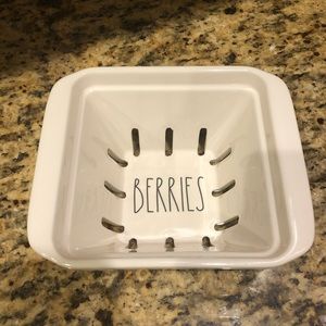 Rae Dunn Large Berries